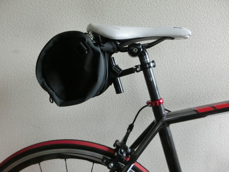 モンベルのフロントバッグをサドルバッグとして使用 | 素人自転車日記
