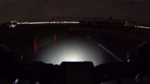 江戸川サイクリングロード　夜　自転車